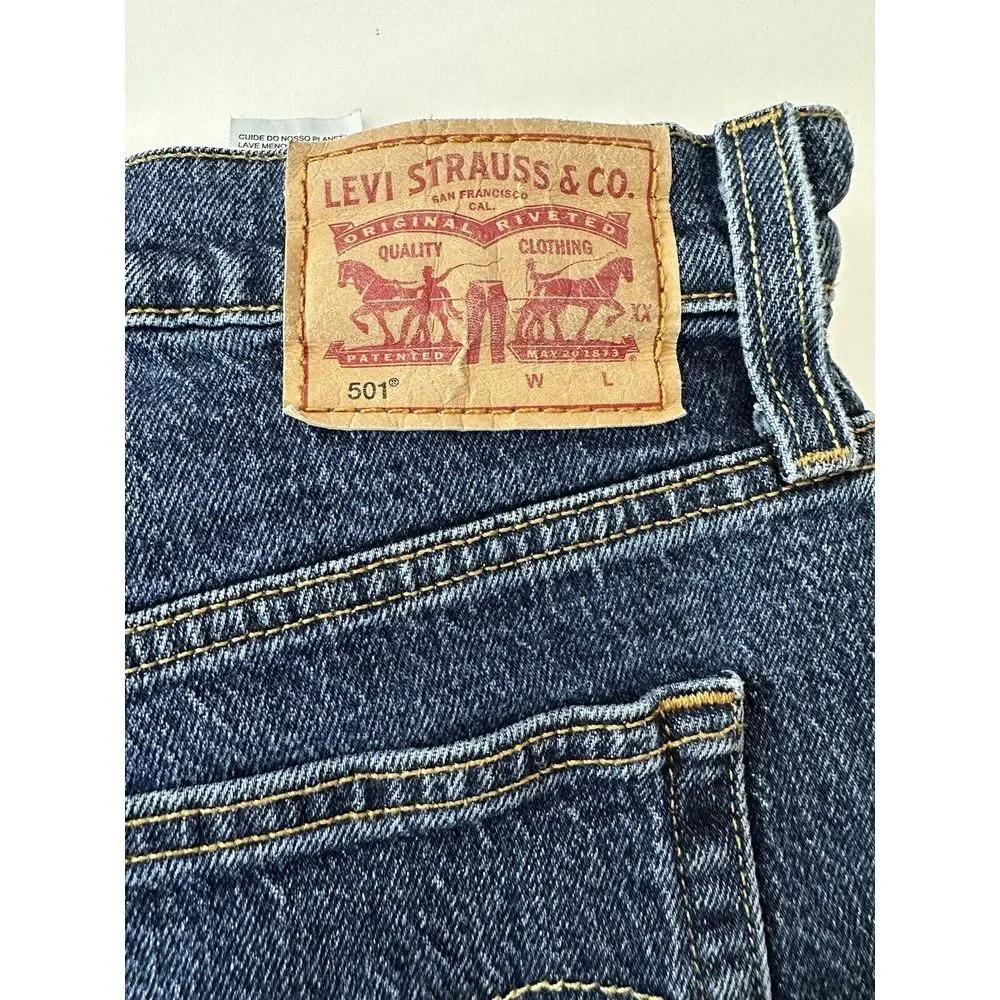 Levis Jean Shorts Women‎ 33 Blue Mid Rise Stretch Denim Classic Packets